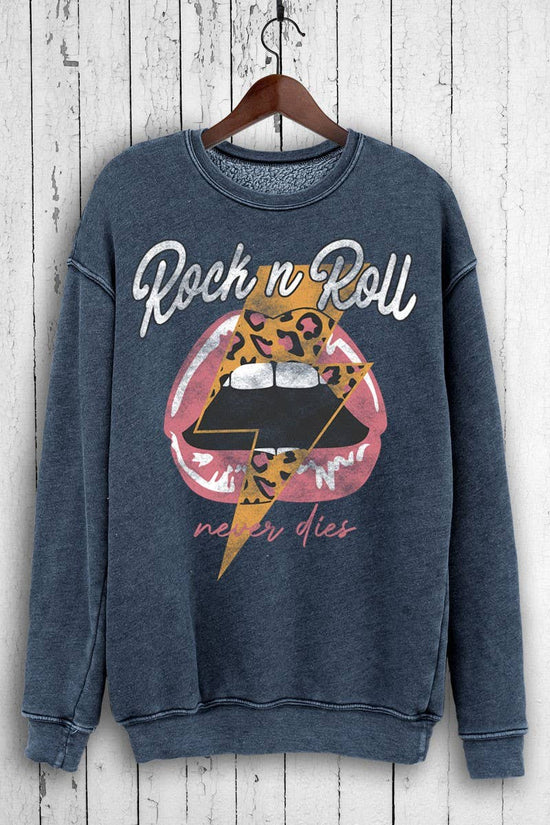 Rock and Roll Never Dies - Born To Glam Born To Glam