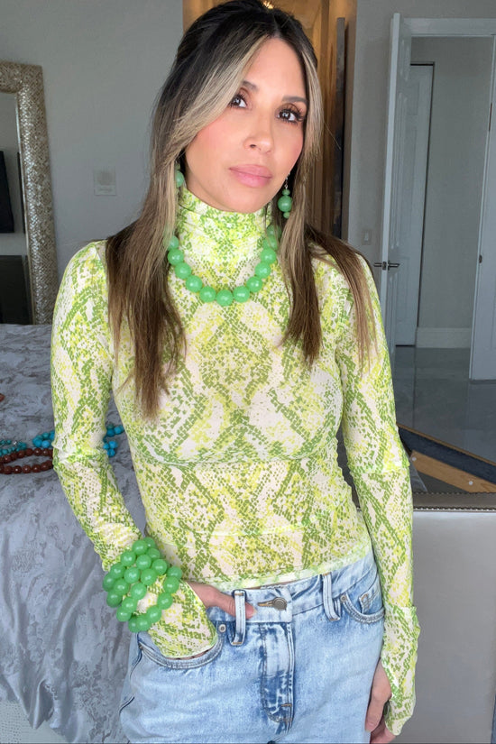 Lime Green Quartz Short Necklace - Born To Glam Born To Glam