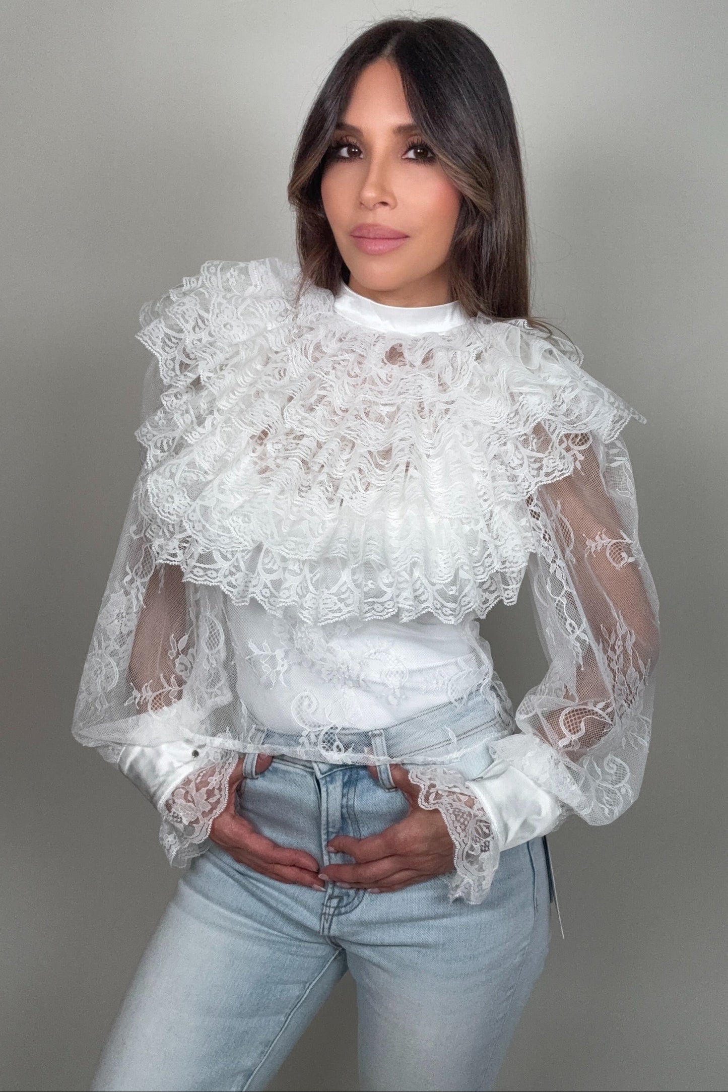 white lace top Born To Glam