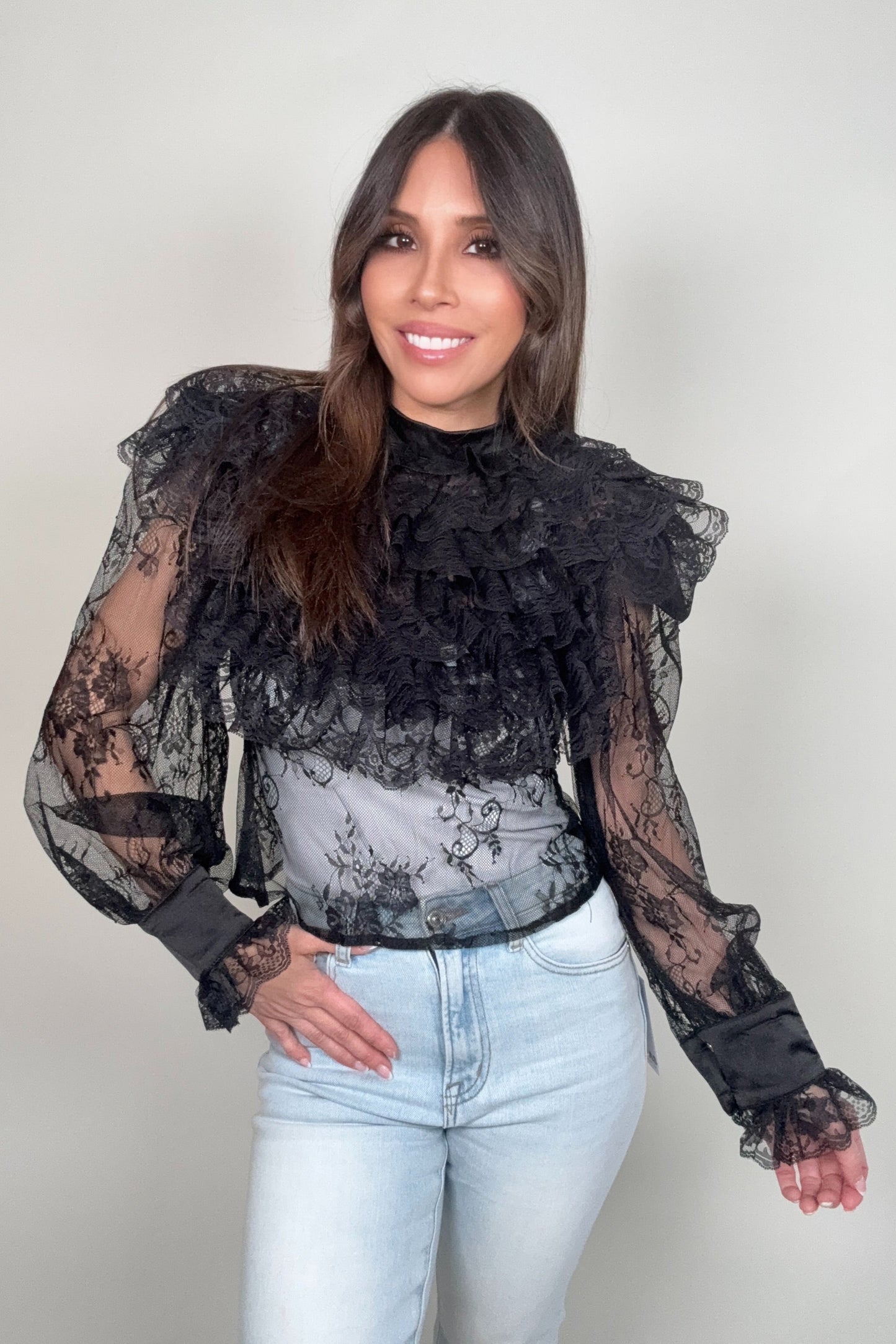 black lace top Born To Glam