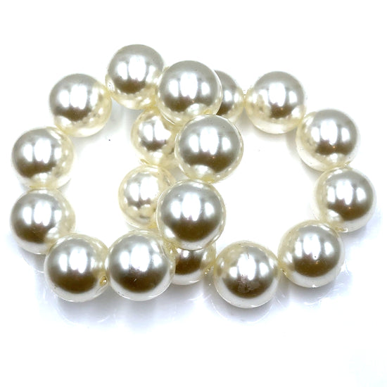 Faux Pearl Stretch Braclet Born To Glam