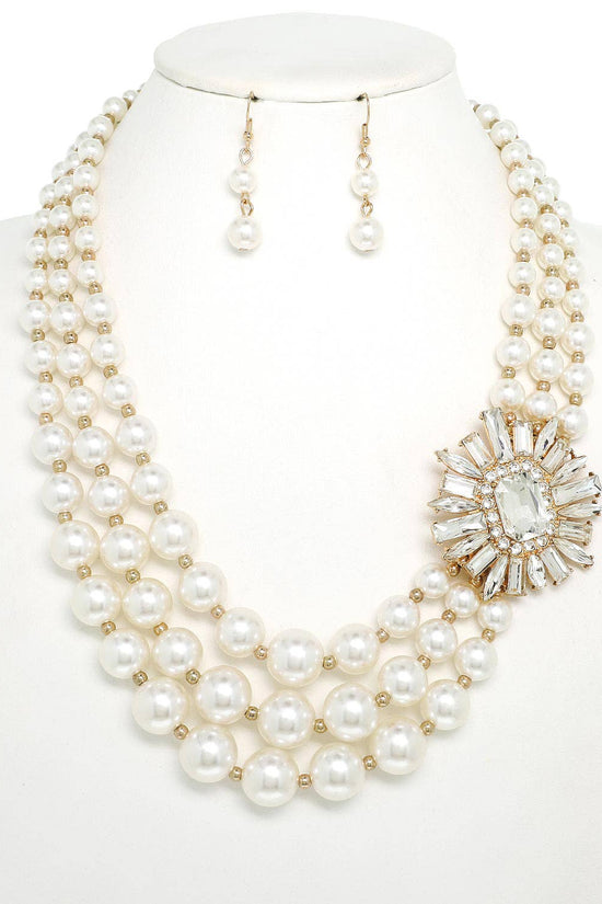 Gemstone Floral Brooch Pearl Necklace Set - Born To Glam Born To Glam