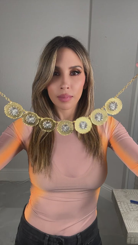 Gold Disc Short Necklace Born To Glam