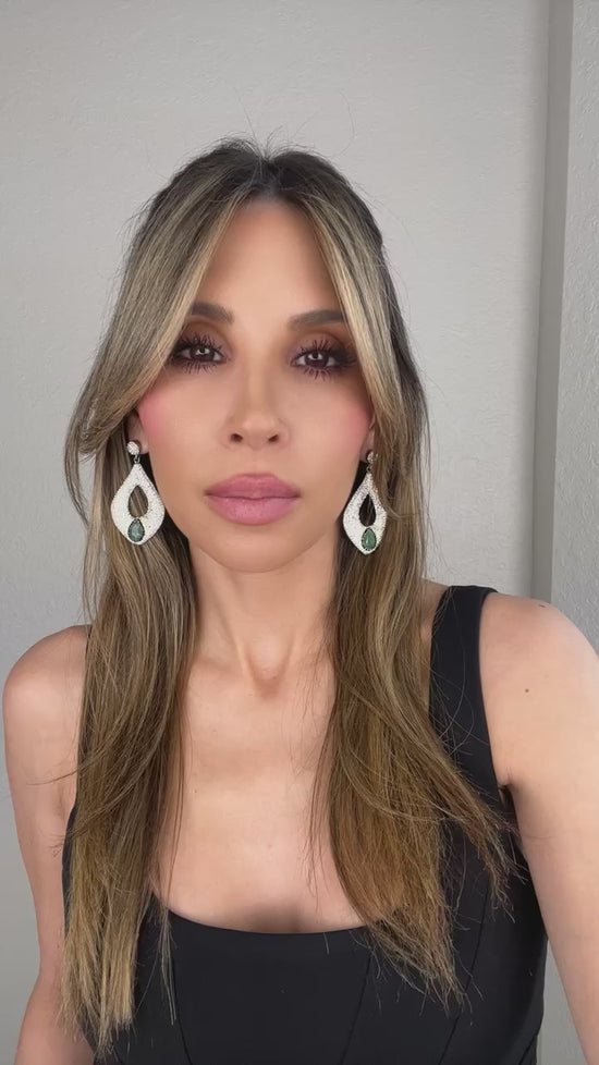 Load and play video in Gallery viewer, Crystal &amp;amp; Green Quartz Sterling Silver Statement Earring
 Born To Glam